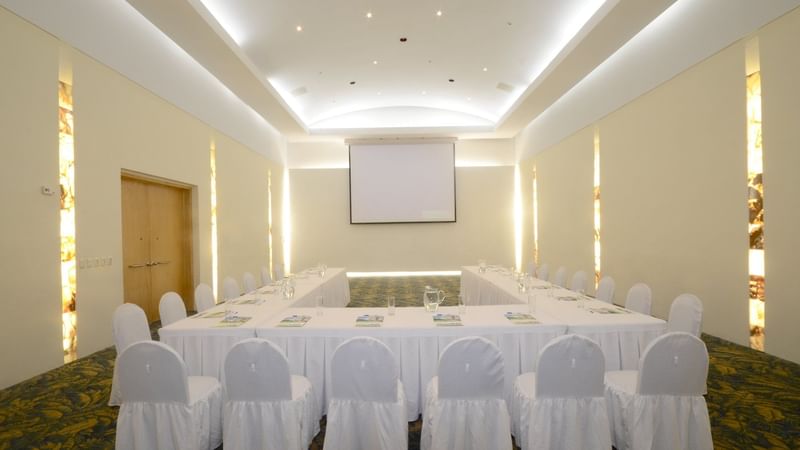 U-shaped table event room at Gamma Colima Garden