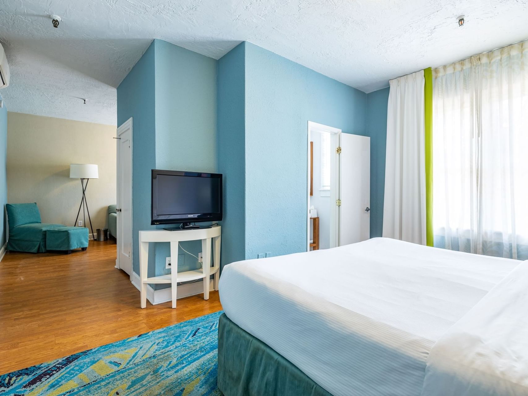 King Accessible Suite with TV at The Exchange Hotel