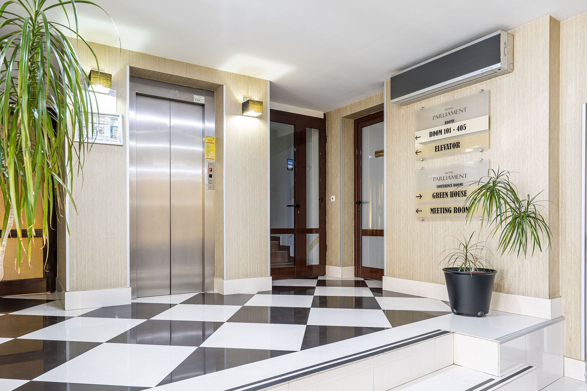 Lobby at Parliament Hotel in Bucharest