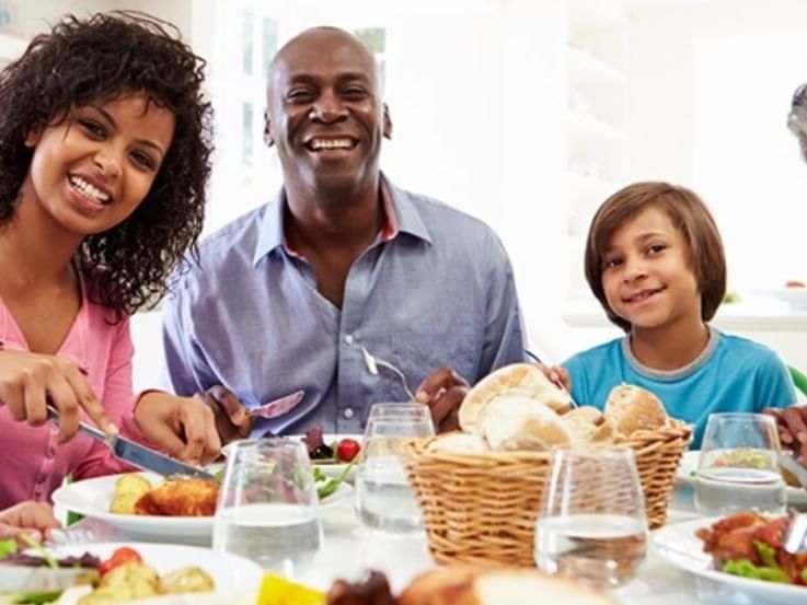 An image of a Family having breakfast at Serena Hotels