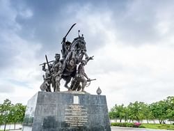 King Taksin Monument near Chatrium Golf Resort Soi Dao