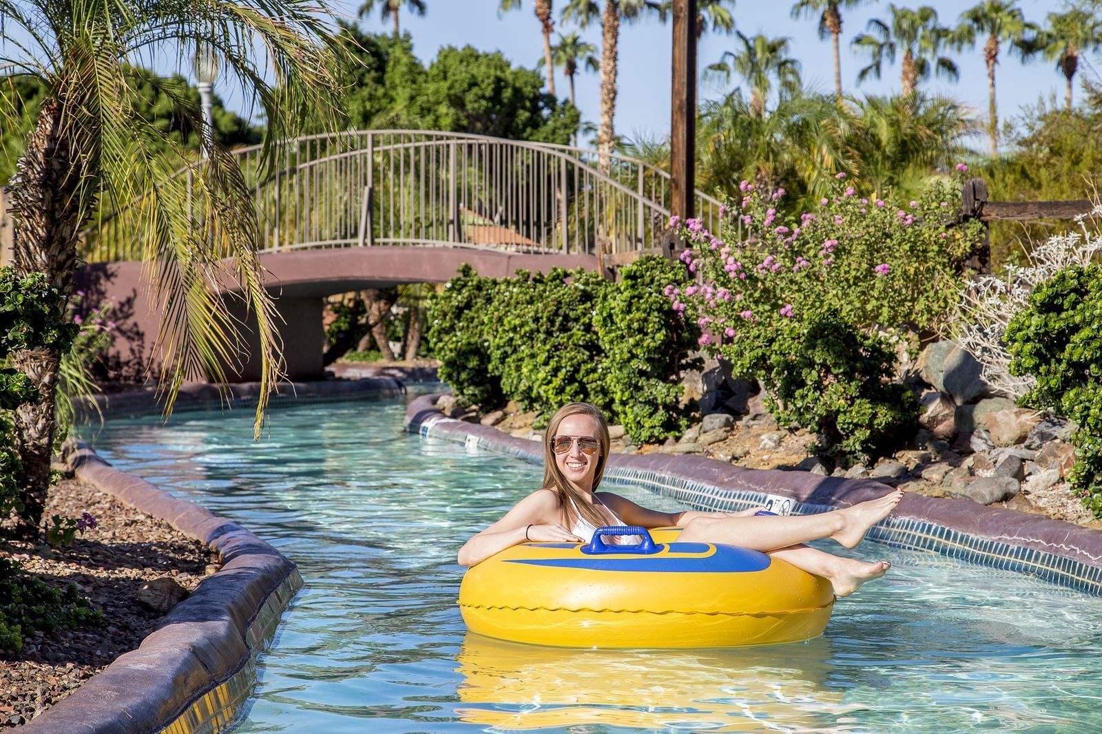 water park lazy river