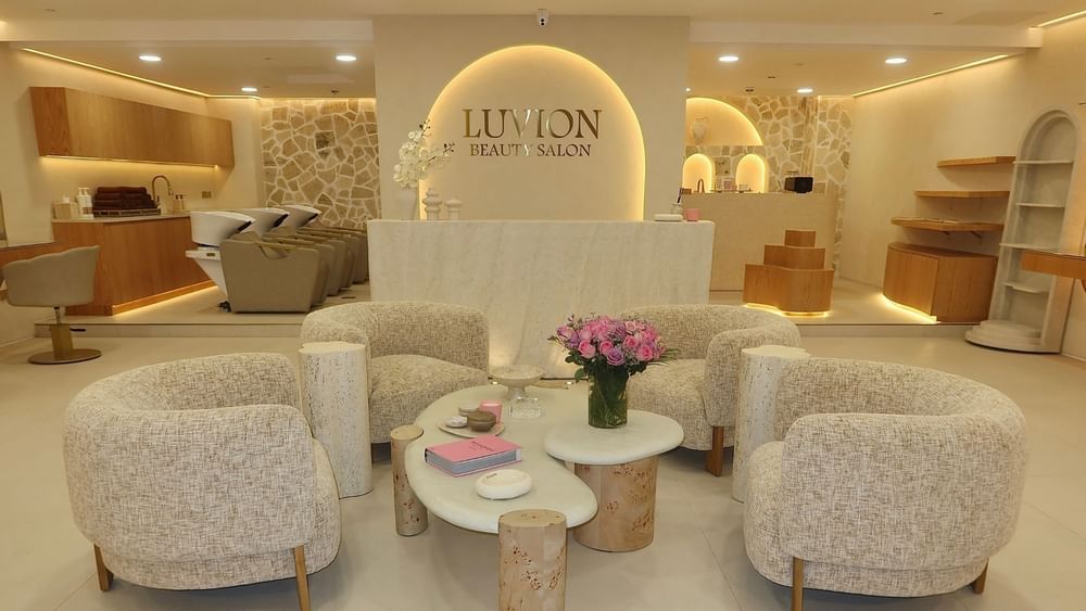 Exterior view of the entrance of the Luvion Salon at Palazzo Versace