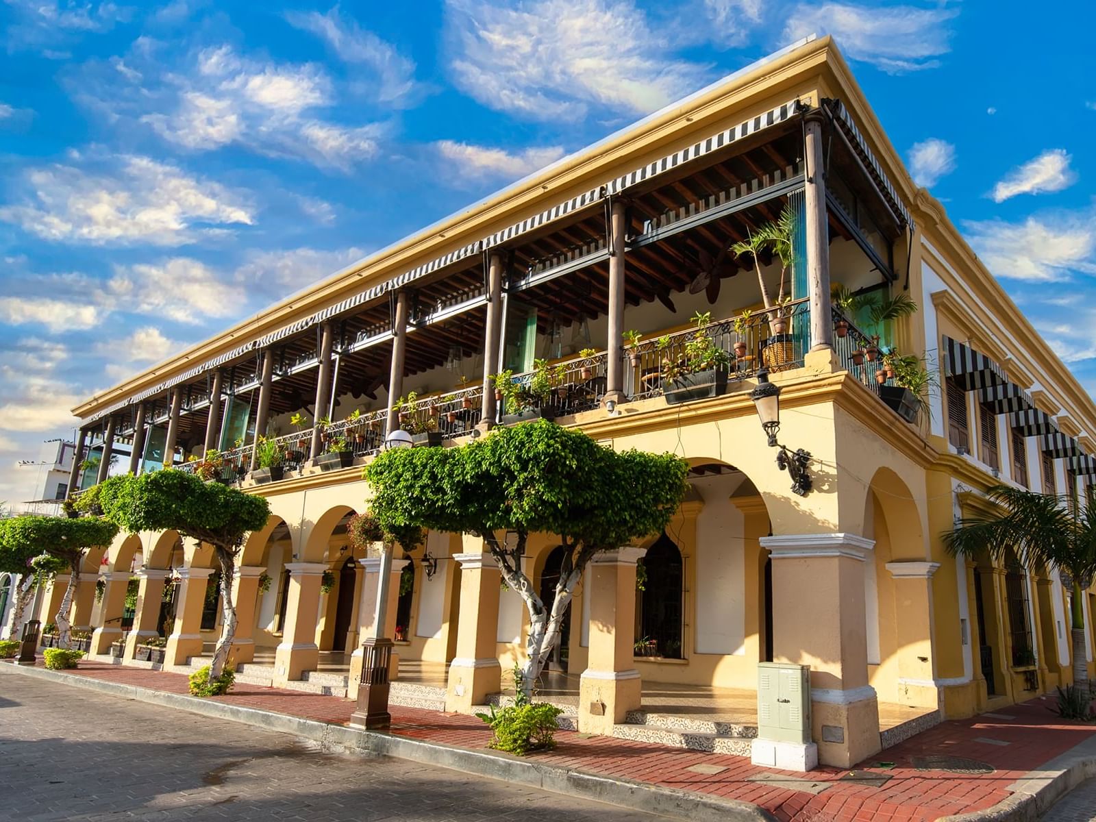 Exterior view of La Plazuela Machado near Fiesta Inn Hotels