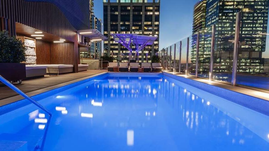Pool at Pullman and Mercure King George Square Brisbane 