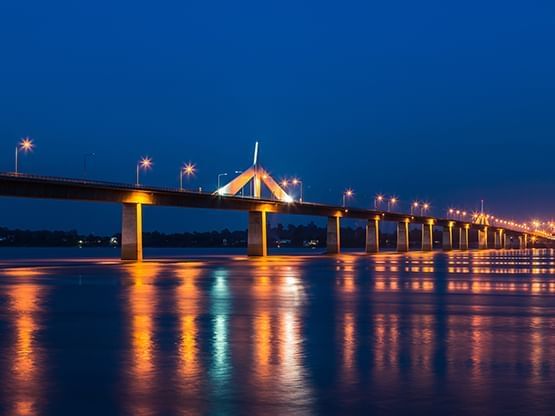 Night view of Thai Lao Friendship Bridge near Hop Inn Hotel