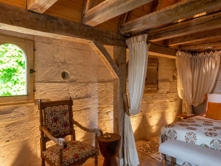 Bed & furniture in Chateau du Rivau