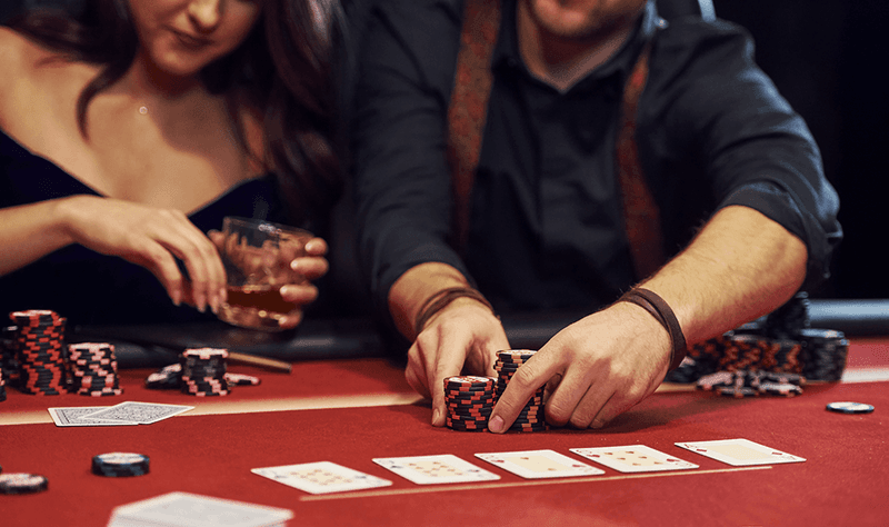 table de jeux traditionnel 