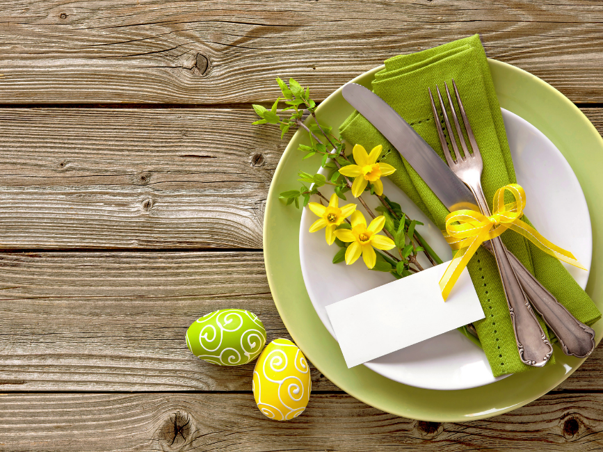 Easter table setup with daffodil & cutlery at Centennial Hotel