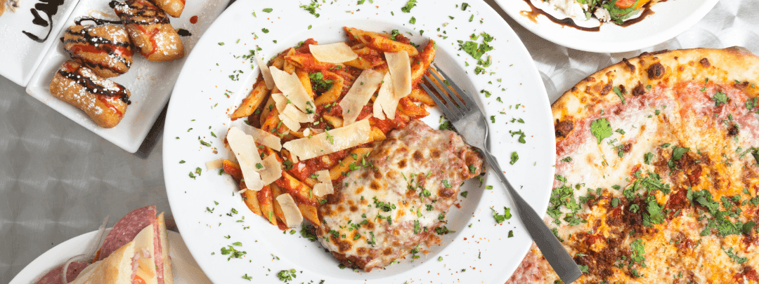 Enjoy unbeatable food and drink specials at iBar, ibis Sydney Darling Harbour.