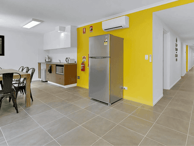 Hive - 109 Sir fred common area