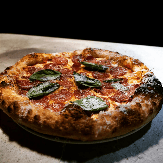 Close-up of a Margherita pizza at ReStays Ottawa
