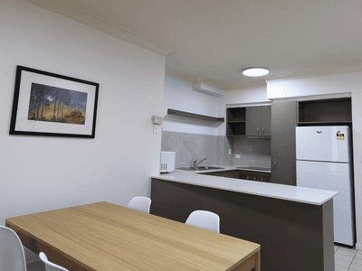 Student Living Manors Kitchen