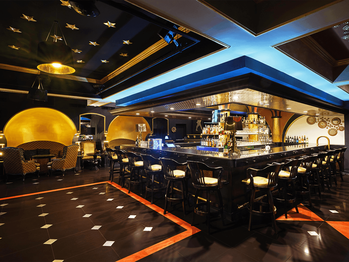 Interior & seating arrangement of Regency Bar at Terra Nova