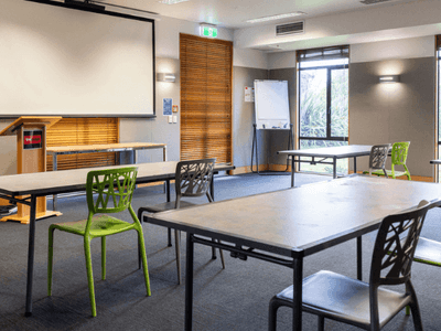 Dovedayle Halls Sonoda - Conference, Short Stay and Group Bookings Available