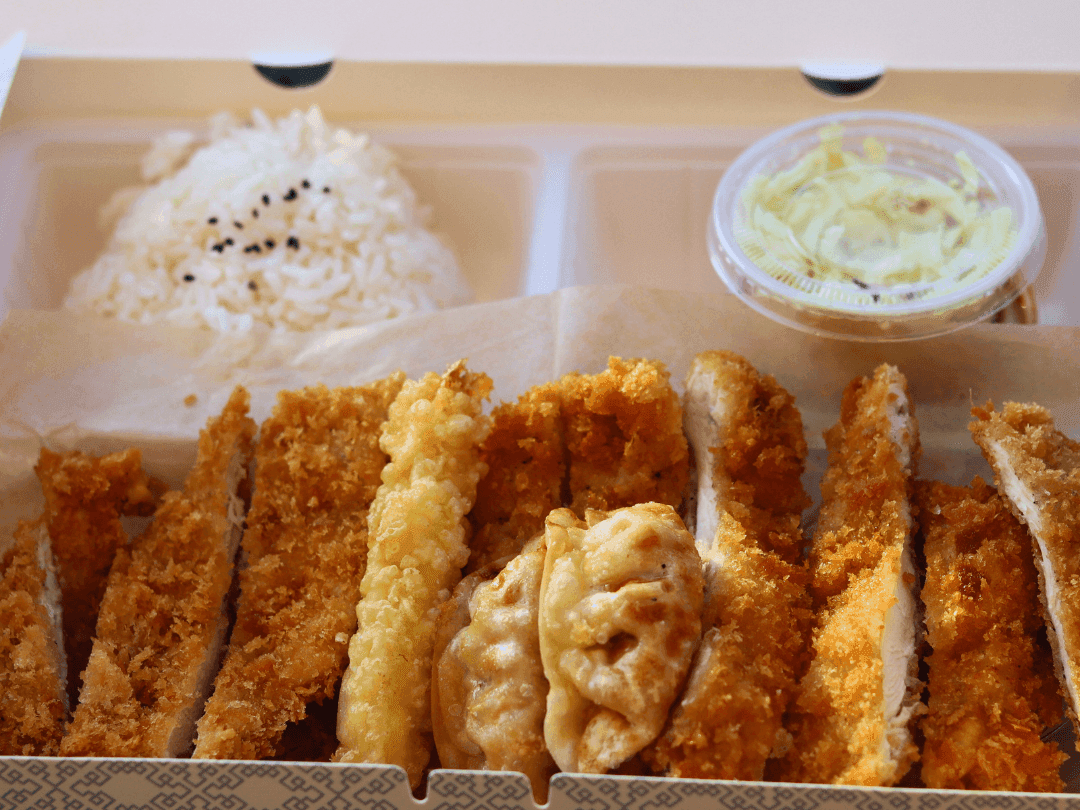 Fried chicken strips, rice, and sauce at Mama Katsu in Grand Legacy at The Park Anaheim.