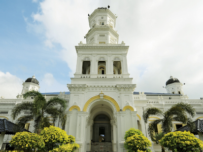 Exterior view of Historic white Sultan Abu Bakar Mosque near Sunway Hotel Big Box