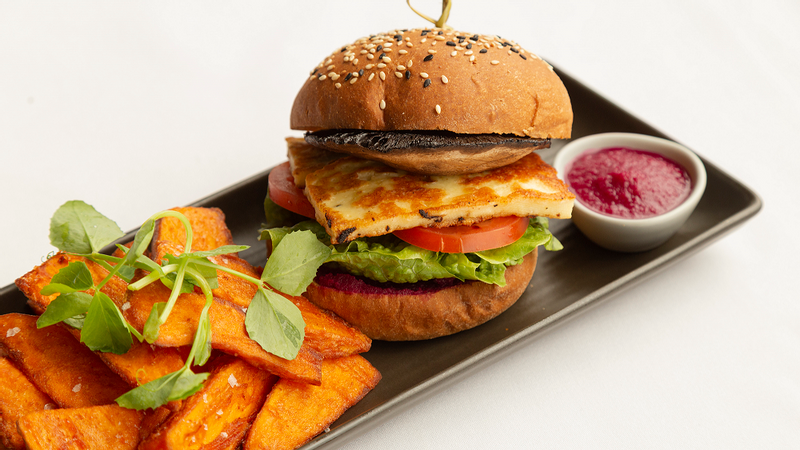 The Green Dining Mercure Gold Coast