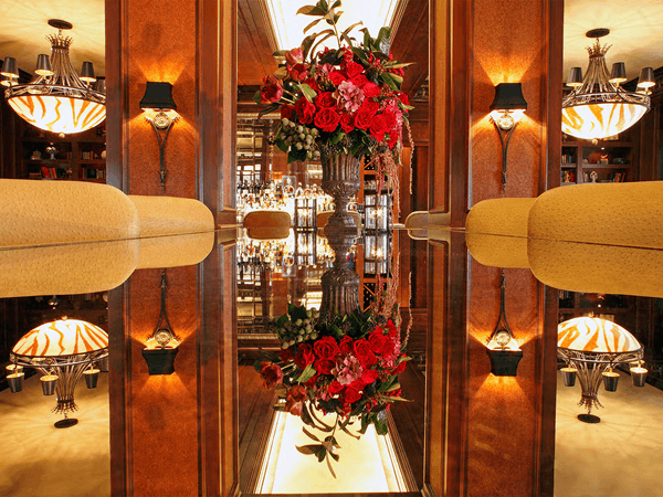 Bar in the Library at Warwick Melrose Dallas