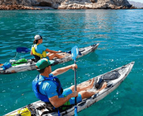 Couple kayaking on a sunny day near Catalina Island Company