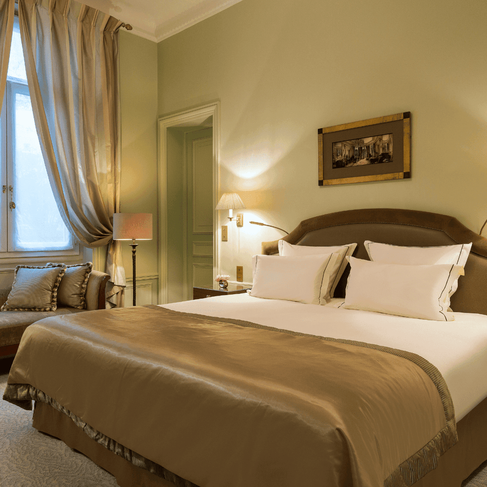 Élégante suite Deluxe Parisienne à l'Hôtel Westminster à Paris