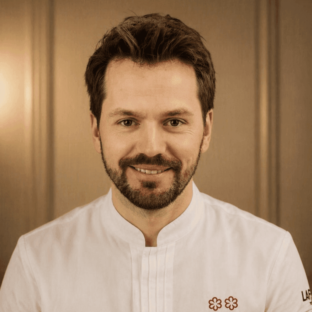 Bếp Trưởng Frédéric Lorimier