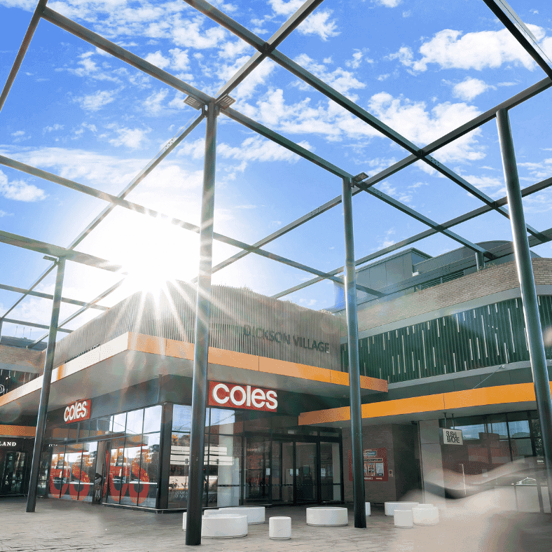 Dickson Village Apartments - Retail Amenities