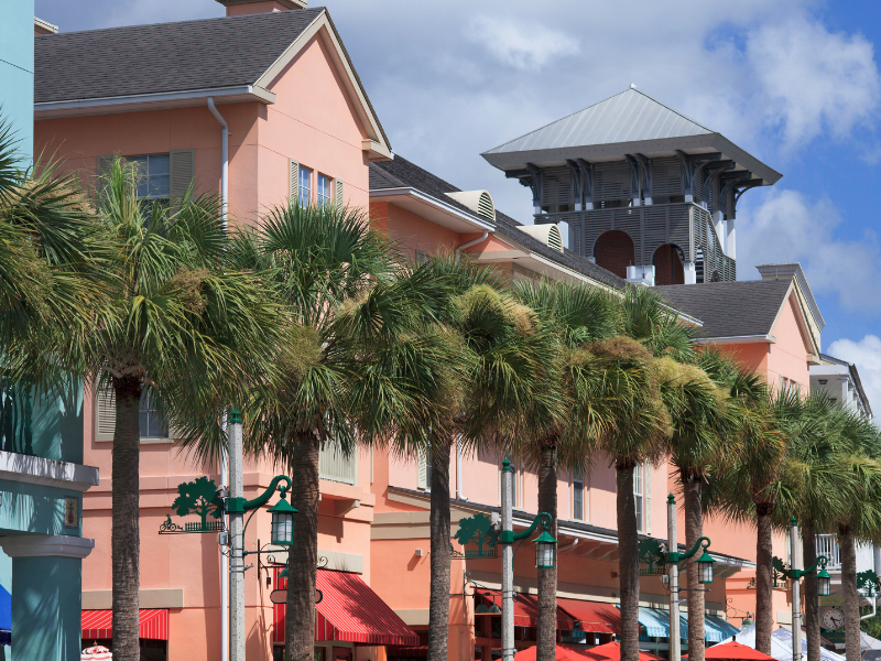 Visit the 5th Avenue South street, near the Cove Inn Hotel in Naples Bay, Florida.