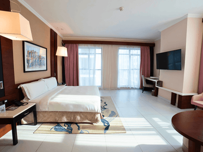 Deluxe King Room at Asma Hotel