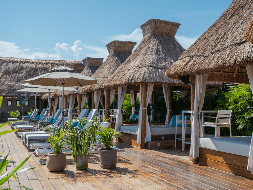 Outdoor pool beds in Náay Tulum Curamoria Collection