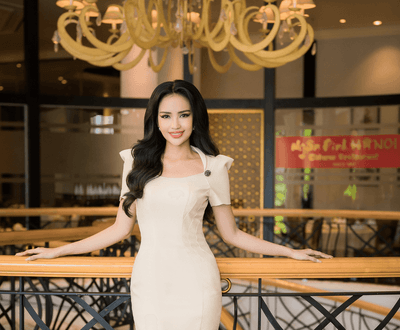 Girl posing for a photo in lobby area at Hanoi Daewoo Hotel