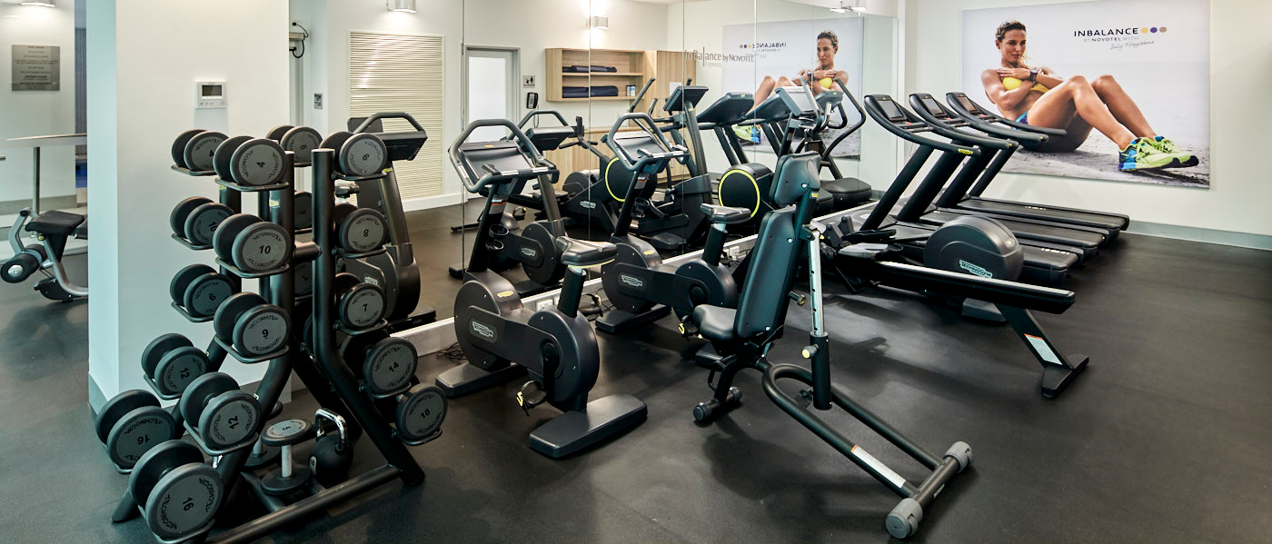 Close up on treadmills in Novotel Melbourne on Collins