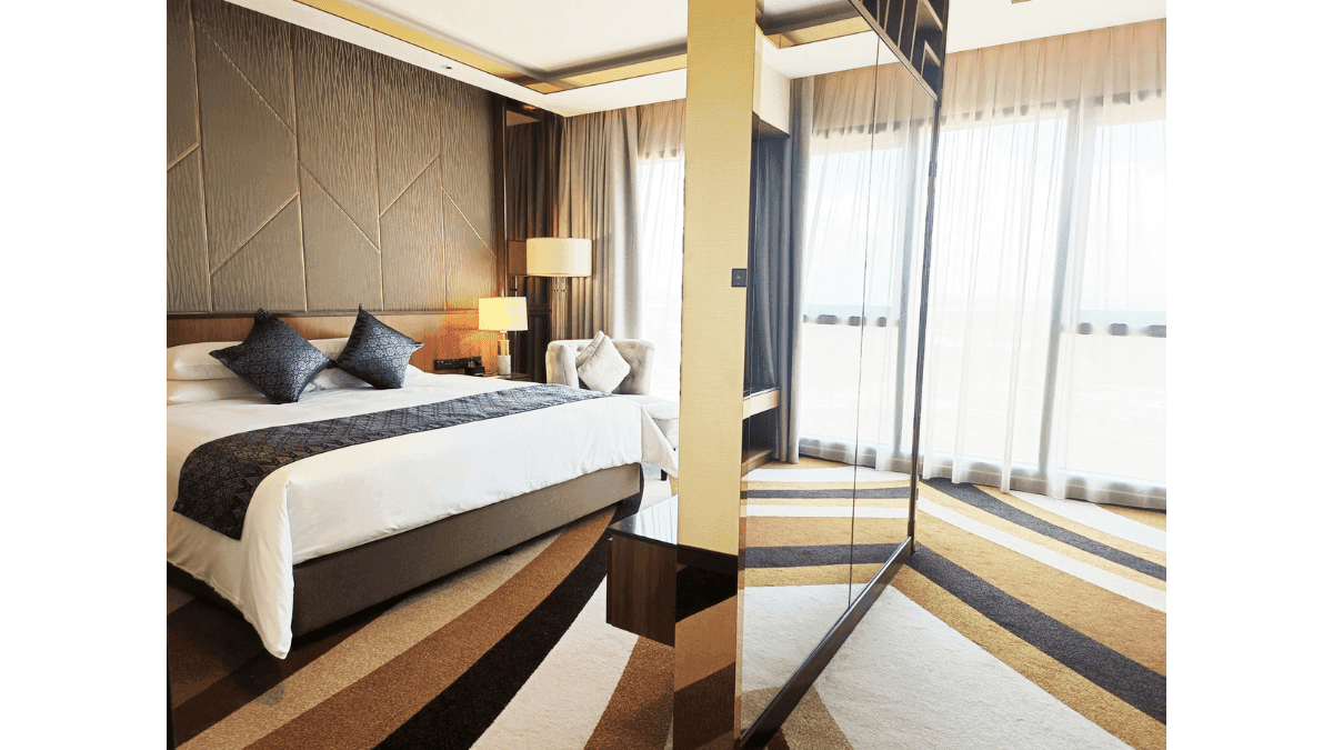 Executive Suite Kitchen 