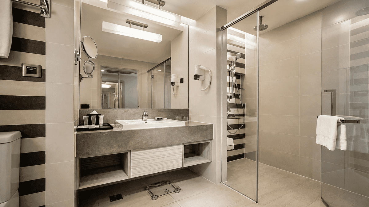 Superior King bathroom at Sunway Putra Hotel Kuala Lumpur
