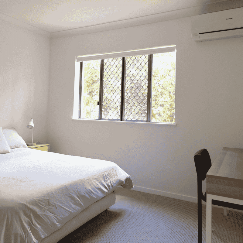 Student Living Manors Bedroom