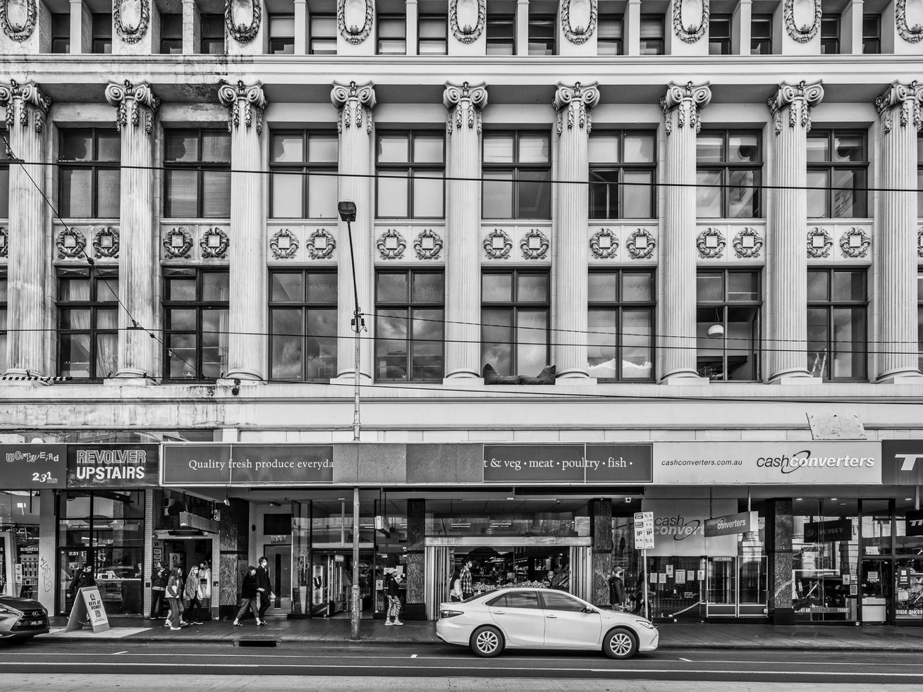 Exterior view of Chapel street near Brady Hotels Jones Lane