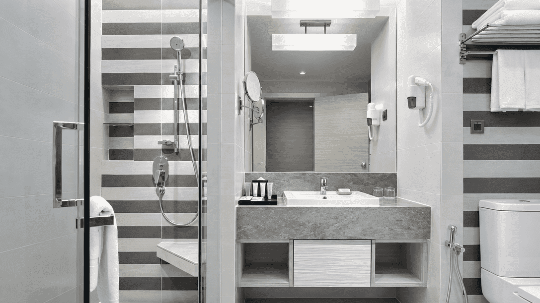 Deluxe King bathroom at Sunway Putra Hotel Kuala Lumpur