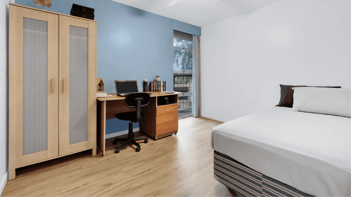 Hive 77 Schonell - Bedroom