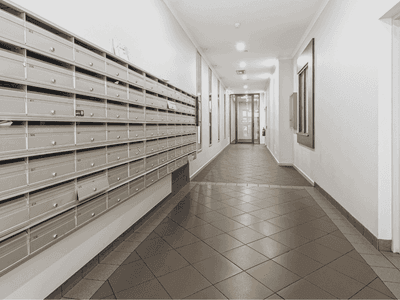 Student Living on A’Beckett - Hallway