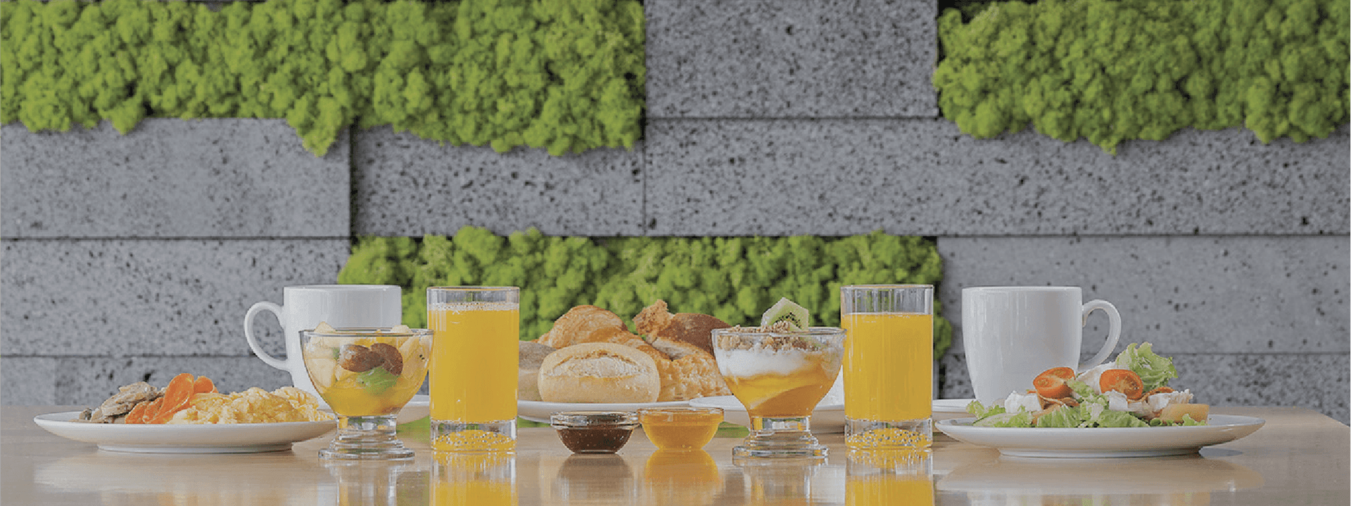Romance & Tasting Moments