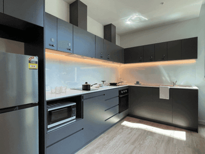 UniLodge Kensington - 8 bedroom cluster - Kitchen