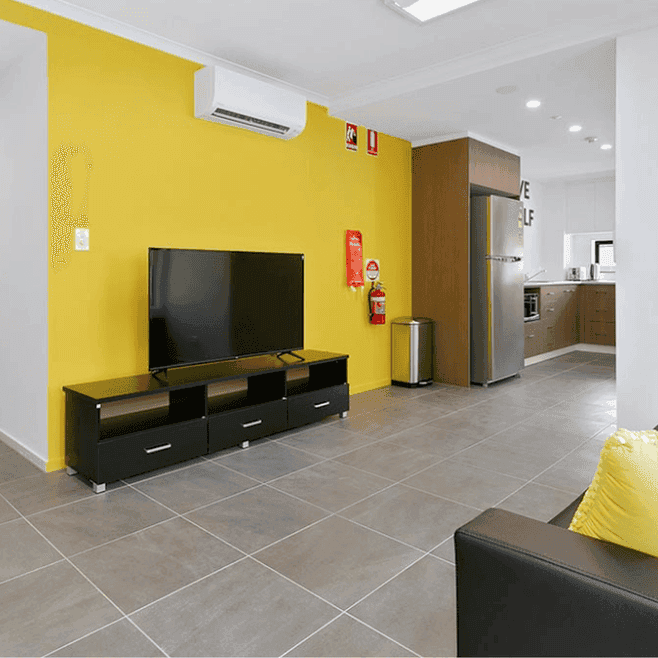 Hive - 109 Sir fred common tv room