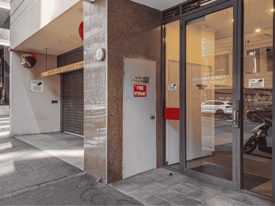 Student Living on A’Beckett - Entrance