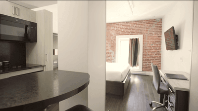 Deluxe Suite