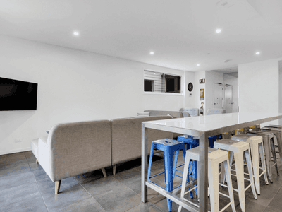 Hive Munro St - Dining