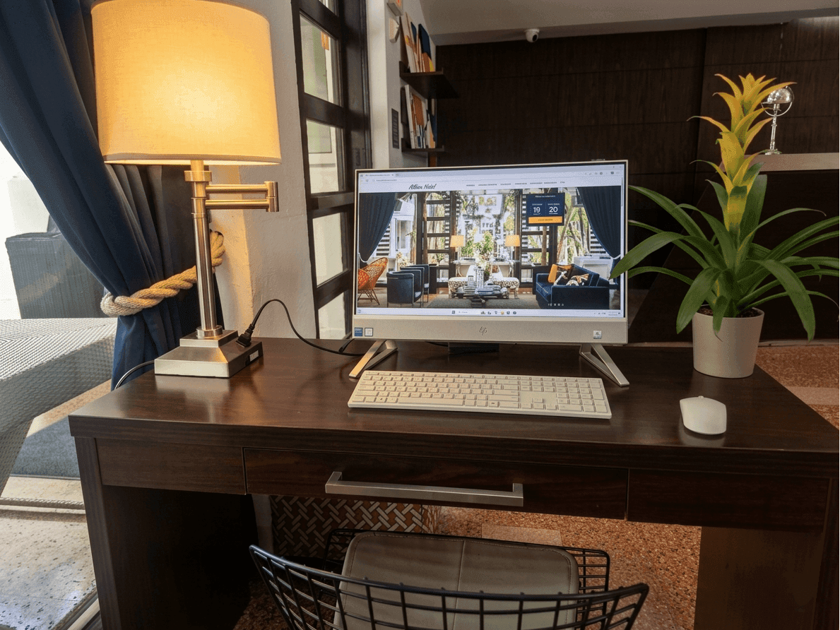 Guest computer view Albion Hotel Miami