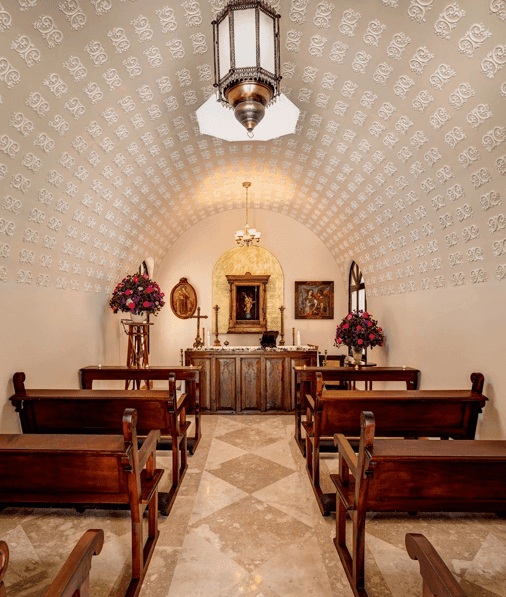 Church interior with mid-centaury furniture at Pensativo House Hotel