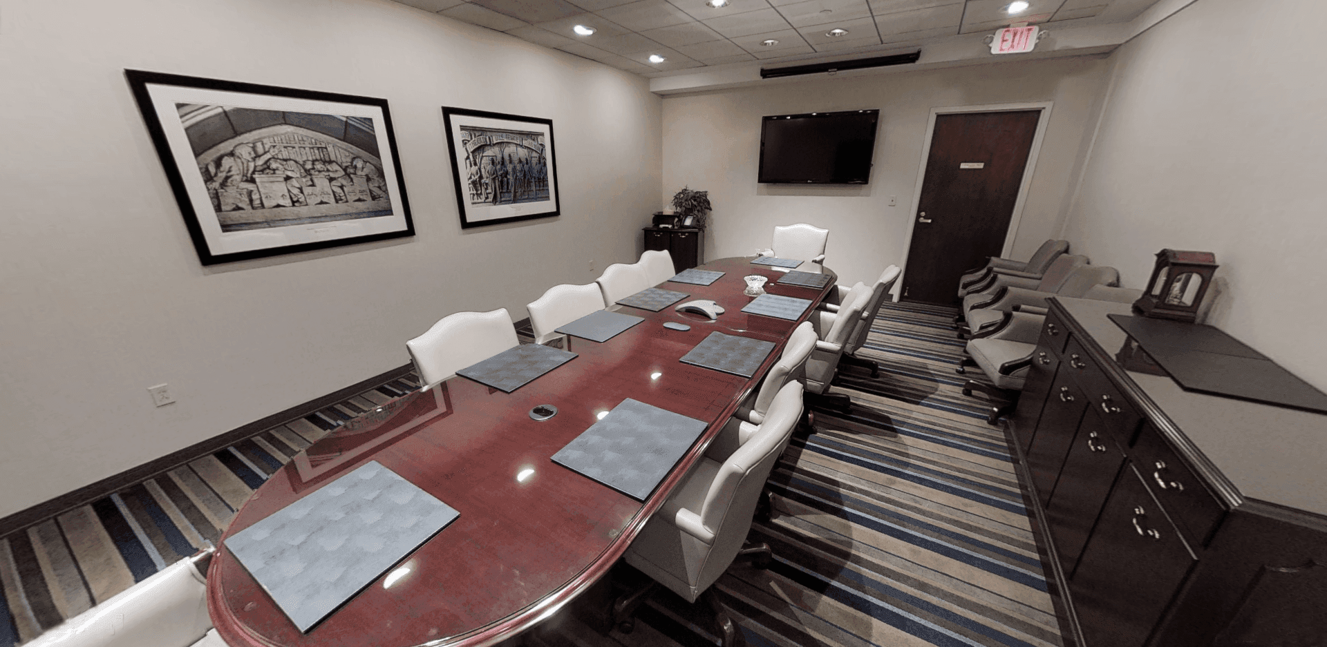 Interior view of the Executive Boardroom at New Haven Hotel