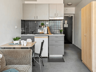 Lonsdale-Studio-Apartment-Kitchenette