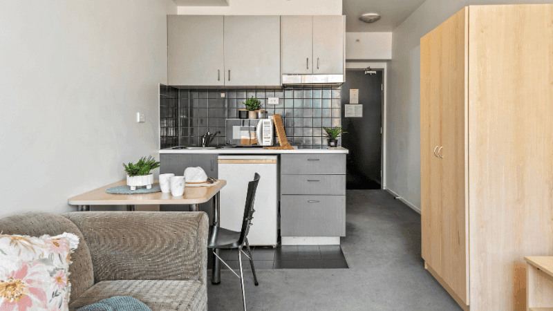 Lonsdale-Studio-Apartment-Kitchenette